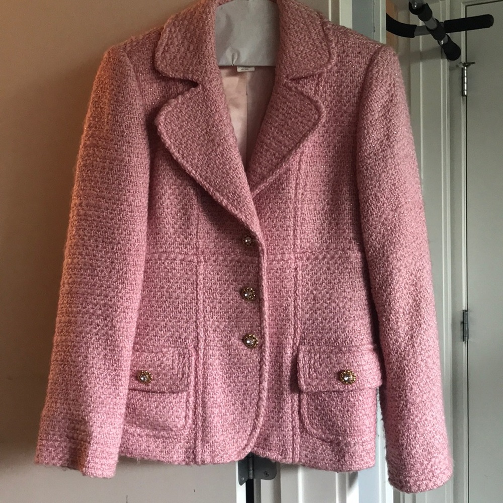 Pick boucle blazer.